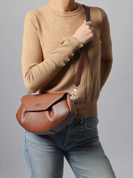 Cross Body Tas Amorette Guess Bruin amorette BG789820 ander zicht 1